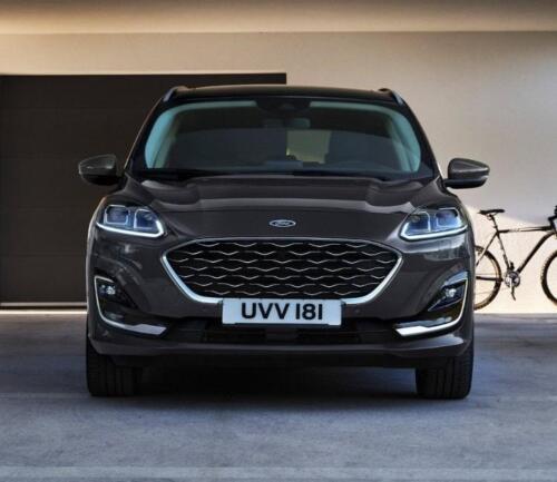 Ford Kuga - Front-min